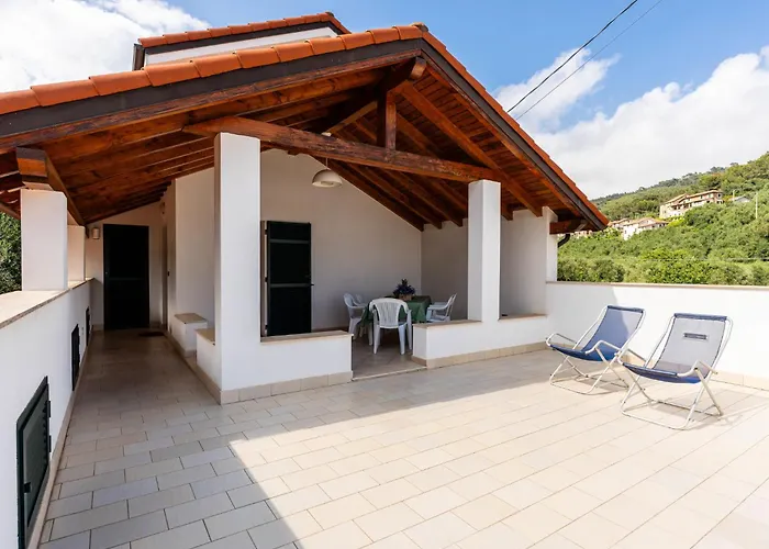 Rosmarino By Interhome Molino Nuovo (Savona)