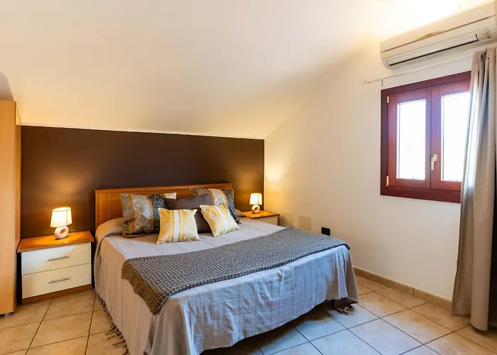 Rosmarino By Interhome Daire *